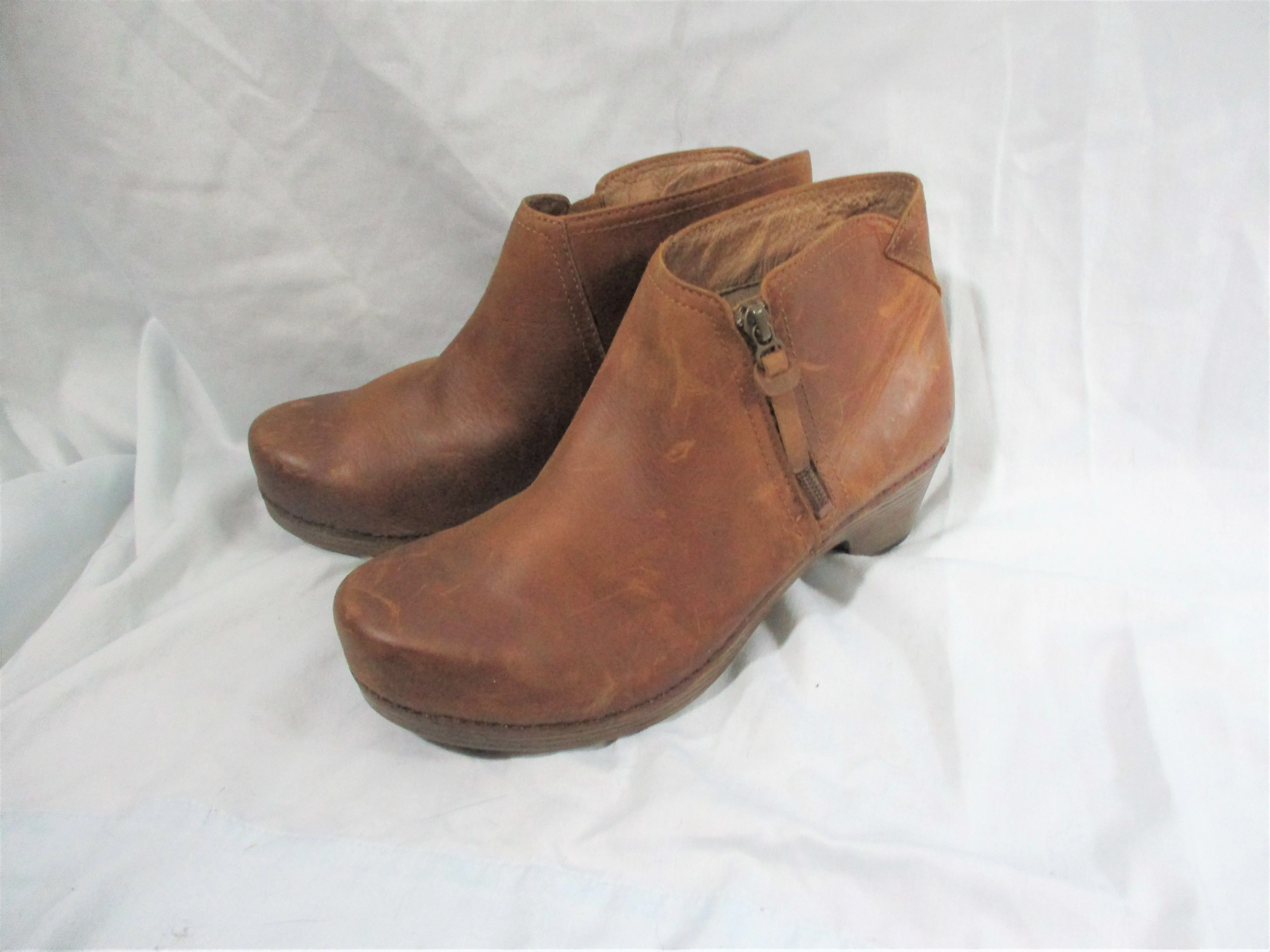 DANSKO Leather Booties Ankle Boots Shoes 40 BROWN Boho Hipster