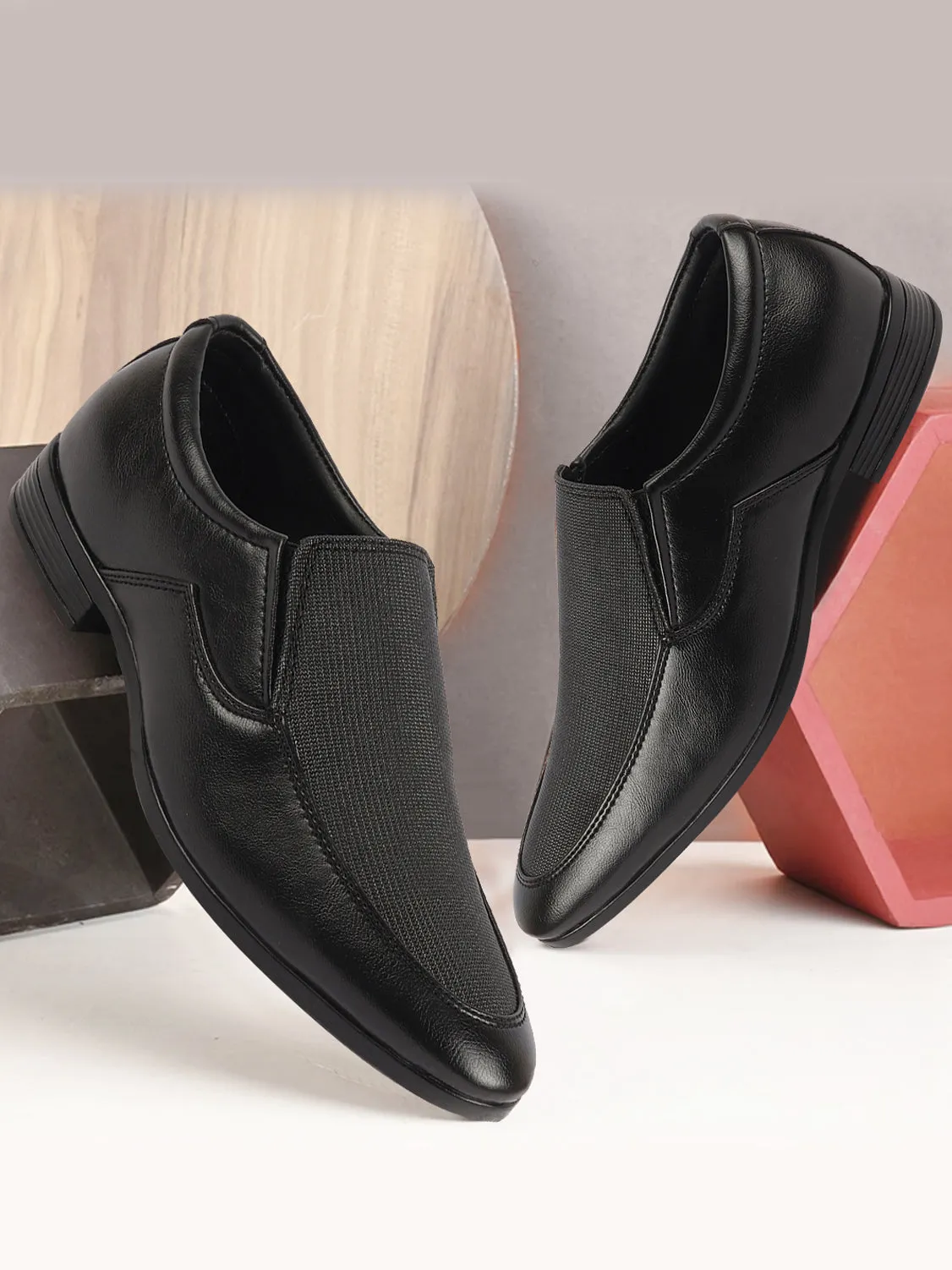 Men Black Formal Office Meeting Textured Slip On Shoes