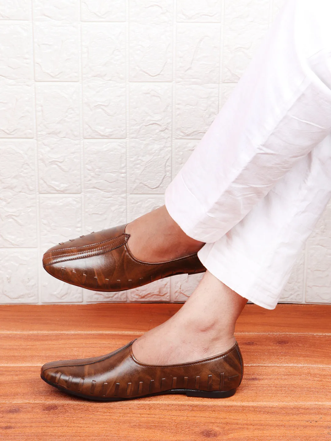 Men Brown Ethnic Slip-On Juttis